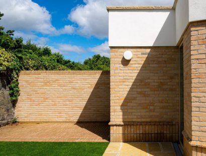 https://www.moranbuilders.ie/wp-content/uploads/2018/12/DSC1857-410x310.jpg